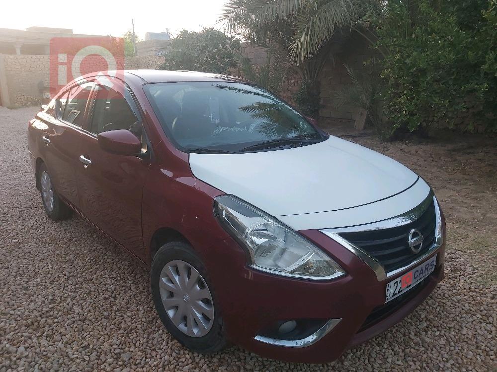 نيسان فيرسا